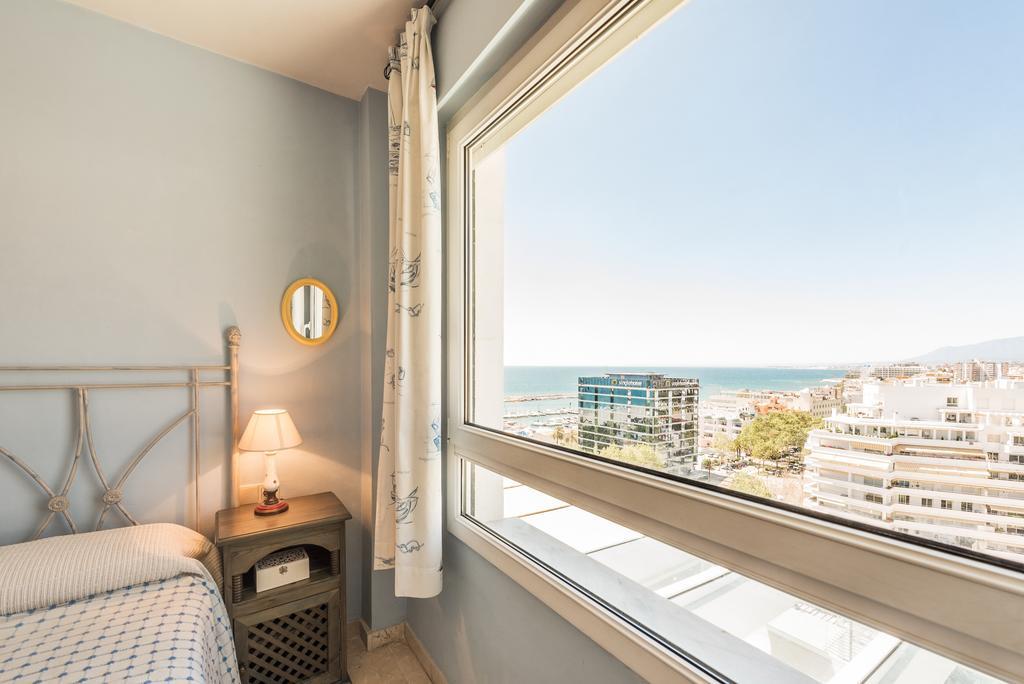 Atico La Marina Lägenhet Marbella Exteriör bild